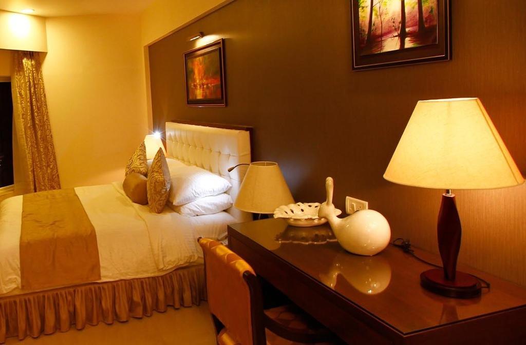 Hotel La Capitol Panaji Eksteriør bilde