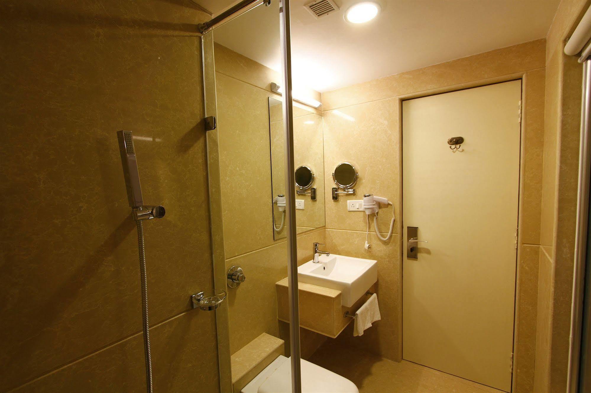 Hotel La Capitol Panaji Eksteriør bilde